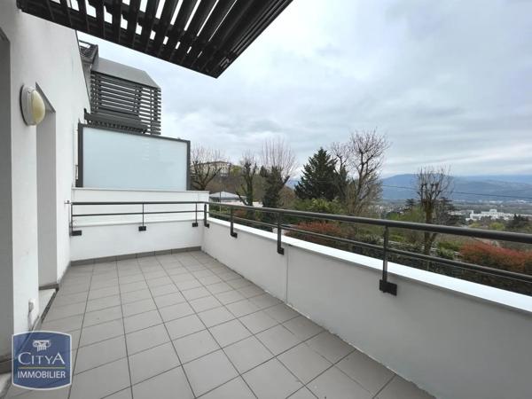 Appartement à louer 3 pièces 62.6m² La Tronche (38700)