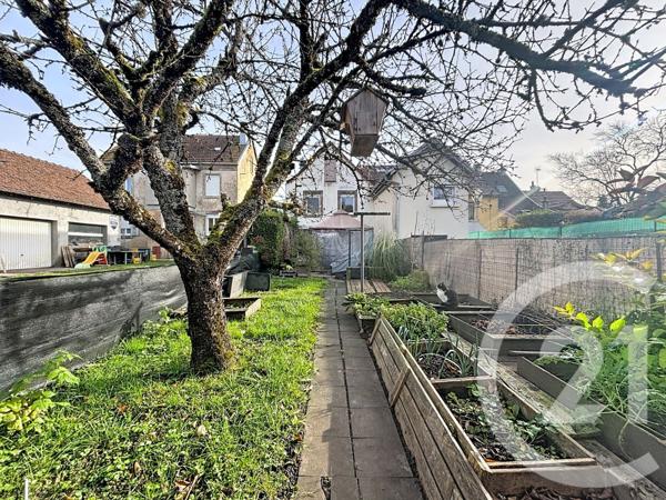 Maison à vendre  5 pièces - 130 m2 STE SUZANNE - 25