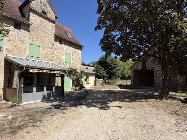 Maison à louer à Villeneuve (12260)