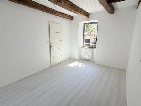 Maison à louer à Villeneuve (12260)