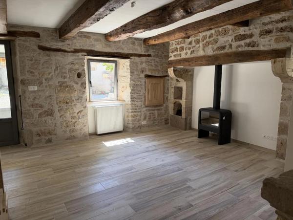 Maison à louer à Villeneuve (12260)