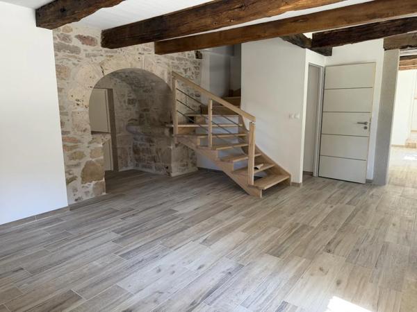 Maison à louer à Villeneuve (12260)