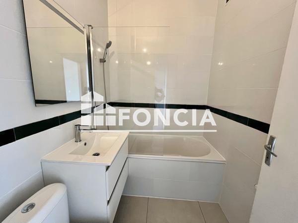 Location Studio meublé 23.92 m² - 17 AVENUE HENRI BARBUSSE Annemasse 74100