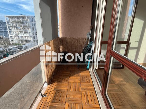 Location Studio meublé 23.92 m² - 17 AVENUE HENRI BARBUSSE Annemasse 74100