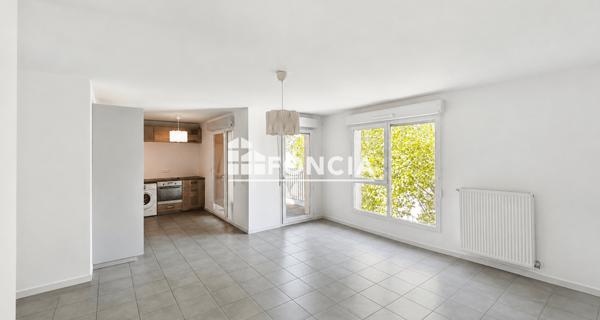 Location Appartement 4 pièces 79.95 m² - Vénissieux 69200