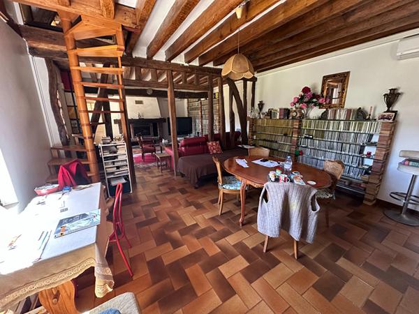 Maison Chaumont en Vexin 7 pièce(s) 238.74 m2/ 5 chambres/ Dépendances / Grange/ terrain 3500 m²