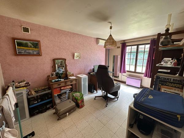 Maison Chaumont en Vexin 7 pièce(s) 238.74 m2/ 5 chambres/ Dépendances / Grange/ terrain 3500 m²