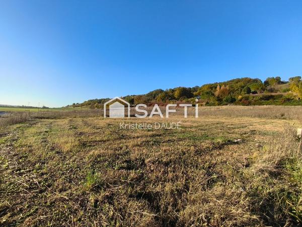 Terrain à bâtir entièrement viabilisé