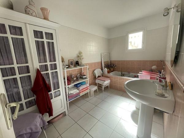 Maison à vendre |  Mèze |  3 pièces | 91 m²