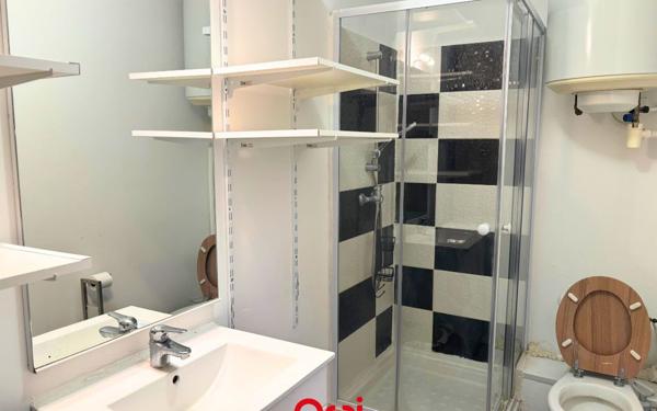 Appartement à vendre    1 pièce • 20 m2 Marseille 11