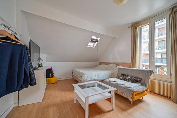 Maison 110 m2 environ avec 4 chambres à vendre sur Alfortville