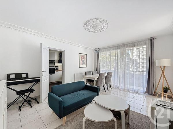 Appartement F5 à vendre  5 pièces - 93,25 m2 COLOMBES - 92