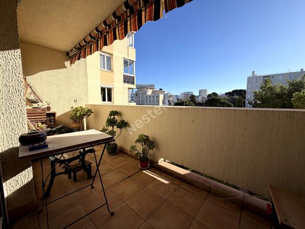 Appartement Marseille 3 pièce(s) 63.4 m2 Balcon Cave
