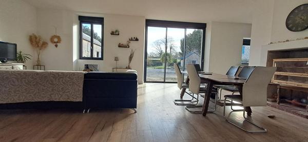 BIEN RARE...Maison Bonchamp Les Laval (53960) 8 pièce(s) 192 m2 sur 3.5 hectares