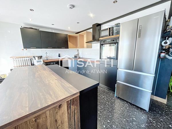 Appartement familiale Située dans un quartier pavillonnaire calme