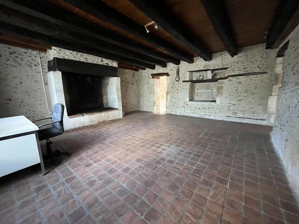 Maison à vendre |  Biras |  7 pièces | 180 m²