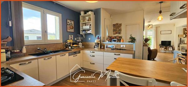 Maison rénovée, grand garage attenant