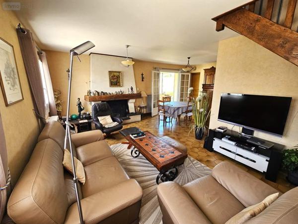 Maison à vendre à La Membrolle-sur-Choisille dans l'Indre-et-Loire (37390), ref : 013/1462   
LUYNES