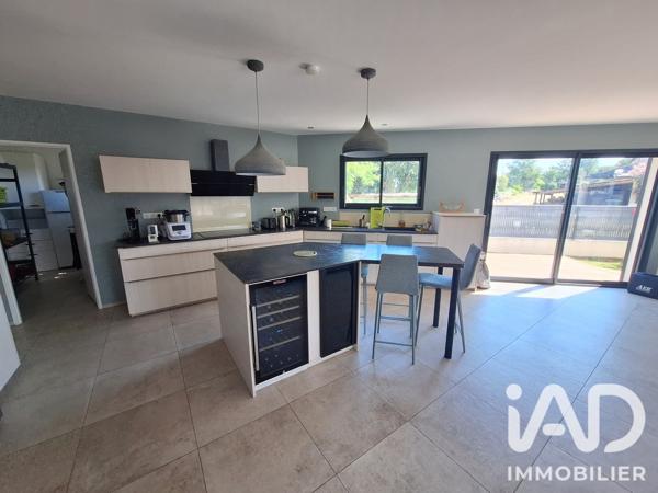 Maison à vendre 5 pièces 120 m² Beauvallon