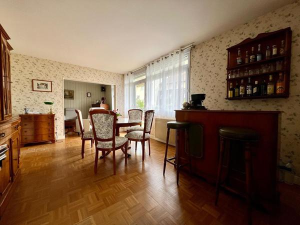 Appartement Houilles 5 pièce(s) 113 m2 €285 000 ** - Référence 905
