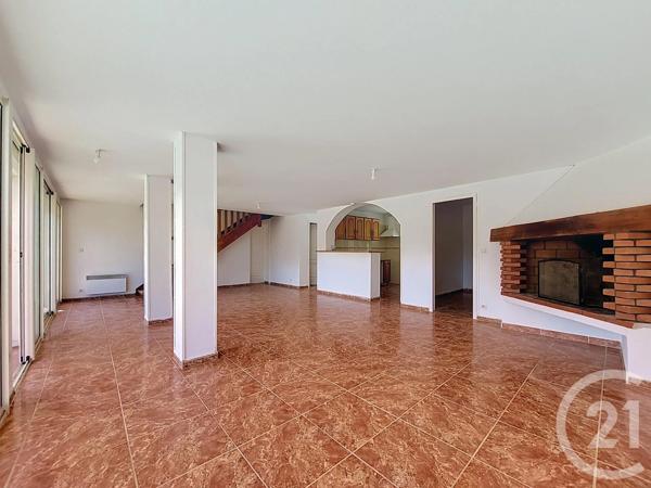 Maison à vendre  6 pièces - 122 m 2   LE BARCARES  - 66