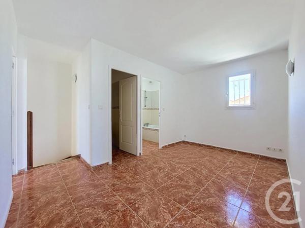 Maison à vendre  6 pièces - 122 m 2   LE BARCARES  - 66