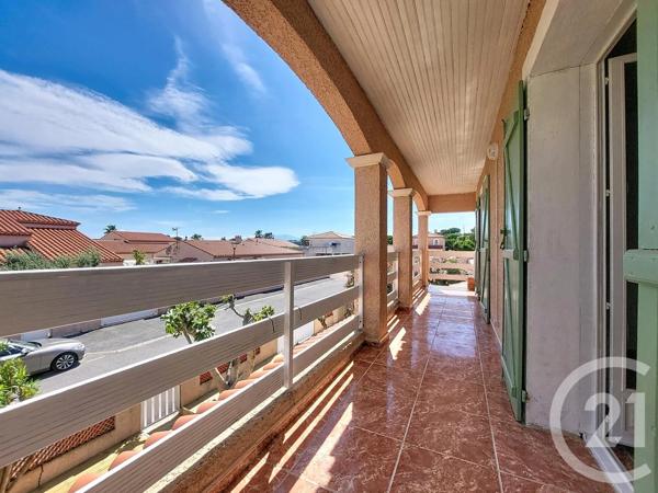 Maison à vendre  6 pièces - 122 m 2   LE BARCARES  - 66