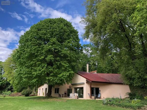 Achat - Maison Saint-Benoît 86280 7 pièces 237 m 2 13600 m 2