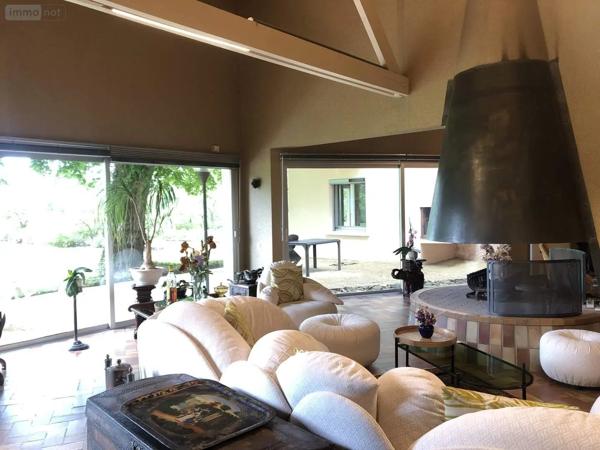 Achat - Maison Saint-Benoît 86280 7 pièces 237 m 2 13600 m 2