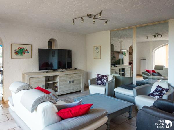 Villa - Vendu - 123 m² - SAINT-LAURENT-DU-VAR | The Door Man