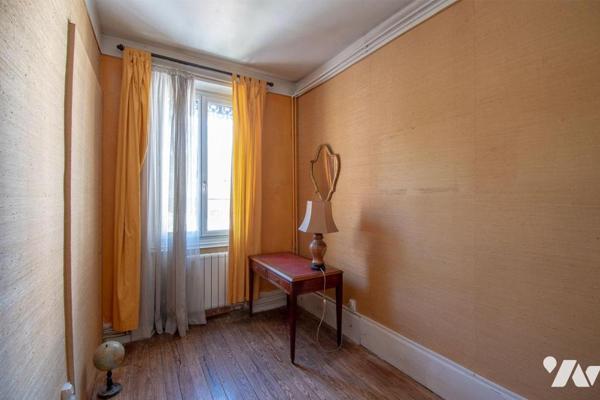 Appartement T4 de 75,37 m² (Carrez) à fort potentiel – Dernier étage & Grenier privatif