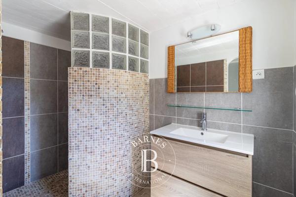 Aubagne, Maison 4 Chambres -  195 m² à vendre