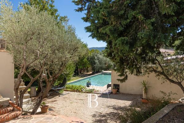 Aubagne, Maison 4 Chambres -  195 m² à vendre