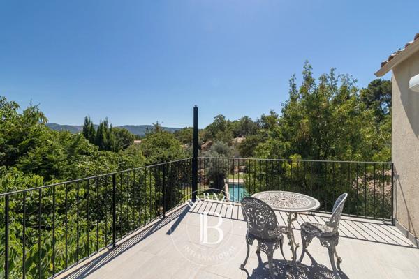Aubagne, Maison 4 Chambres -  195 m² à vendre