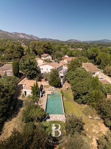 Aubagne, Maison 4 Chambres -  195 m² à vendre
