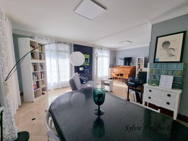 Maison de charme de 129 m². Terrain de 336 m². Au coeur de Bergerac.