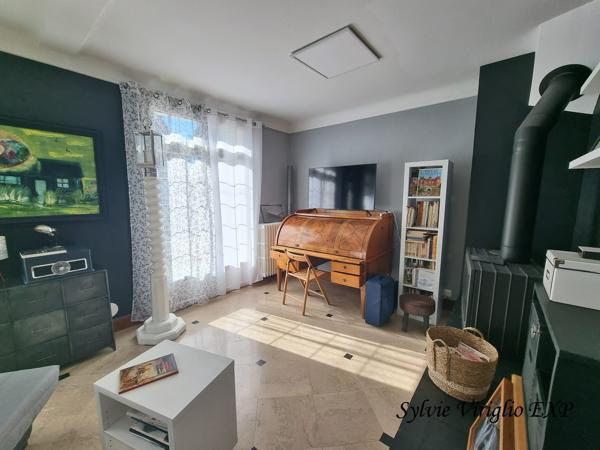 Maison de charme de 129 m². Terrain de 336 m². Au coeur de Bergerac.