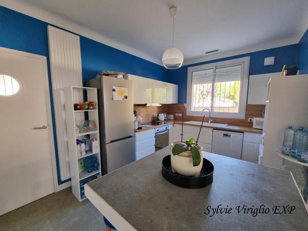 Maison de charme de 129 m². Terrain de 336 m². Au coeur de Bergerac.