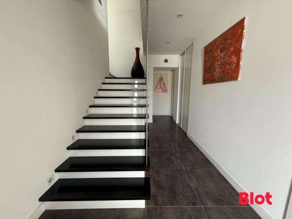 Maison 8 pièce(s)