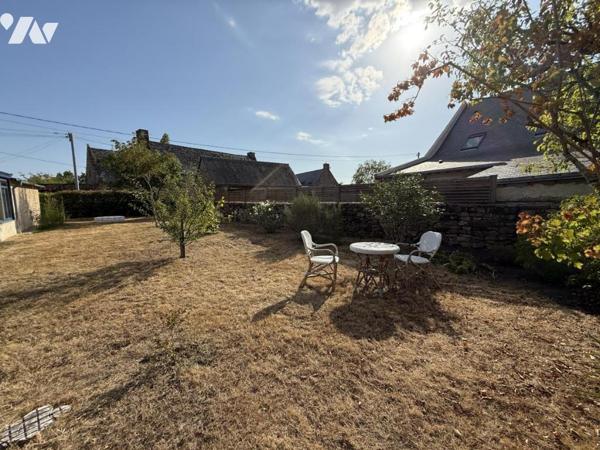 THEIX-NOYALO – MAISON EN PIERRE RÉNOVÉE – 80 M² – 3 CHAMBRES – SUITE PARENTALE AU RDC – TERRAIN CLOS