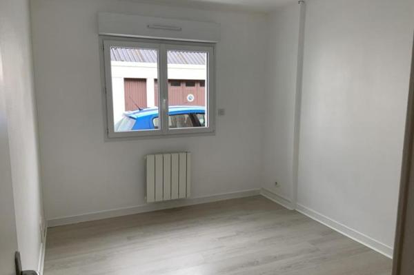 Location - Appartement 2 pièces 45 m 2 LE MANS (72000)