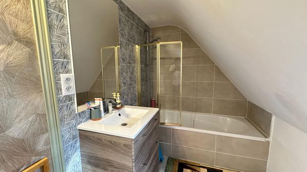 FOUESNANT BOURG - Maison de 135 m² sur un joli terrain de 930 m² !