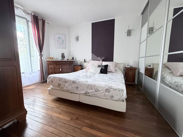 Superbe maison bourgeoise de prestige à vendre à Créteil, bords de Marne