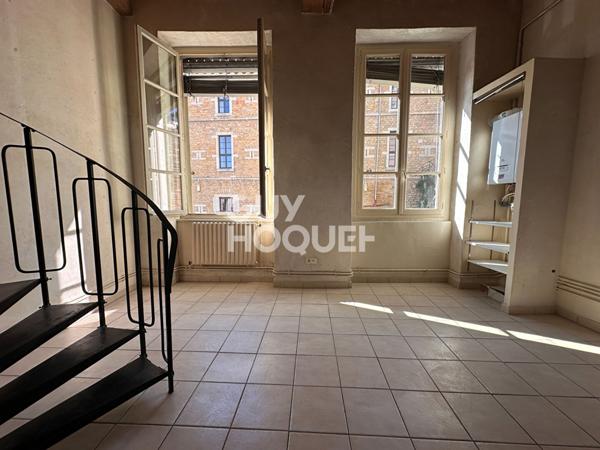 T1 Bis Croix Rousse, Grand volume avec Mezzanine, Rue Lebrun