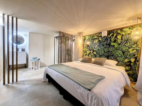 Toulon Haute ville " EXCEPTIONNEL LOFT D'ARCHITECTE AU CHARME UNIQUE "