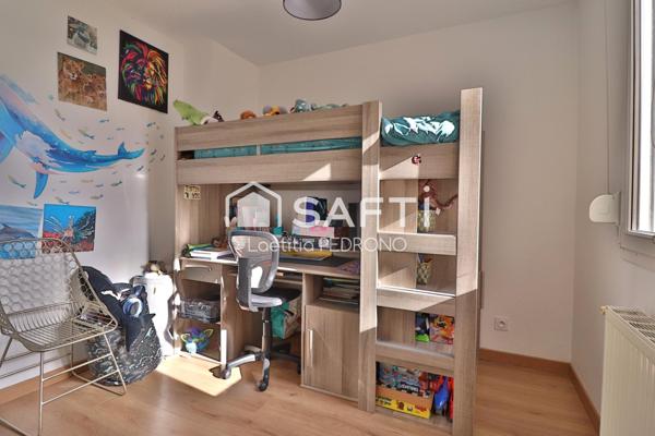 Magnifique petite maison avec terrasse, cave et garage sans travaux