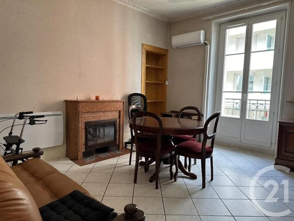 Appartement T2 à vendre  2 pièces - 60,73 m 2   FONTAINE  - 38