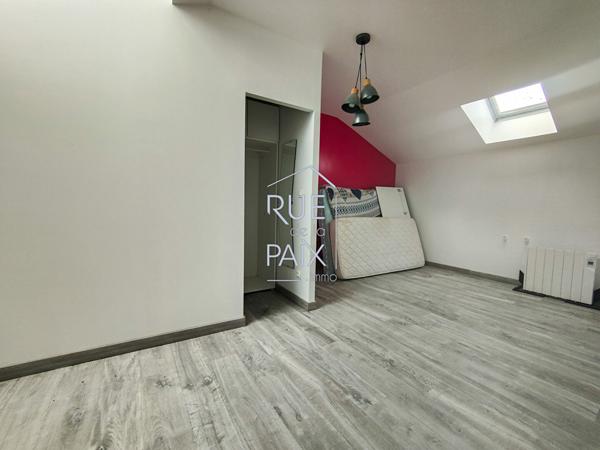 86110 MIREBEAU Maison Mirebeau 95.08 m² sur 1364m² de terrain clos.