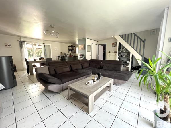 Maison à vendre 8 pièces 118 m² Bazoches-sur-le-Betz