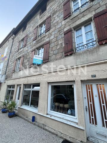 Local commercial dans le centre de Tence